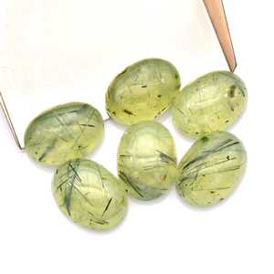 Lot en gros de cabochons ovales en préhnite naturelle 5x7 mm, dos plat, calibrés, pierres précieuses en vrac pour la fabrication de bijoux - Product Image 1