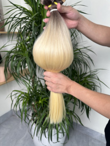 Extensions de cheveux Genius Weft Ombré Blond Platine, lisses comme des baguettes, double épaisseur, cheveux humains vierges vietnamiens - Product Image 5