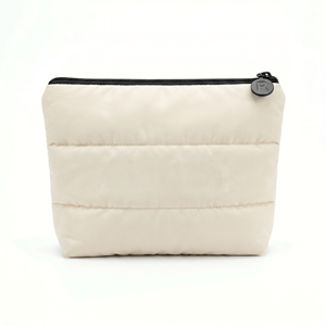 Quilted Polyester Reversible Fashion Cosmetic Clutch Bag with Zipper Closure Washable Customizable Color & Logo - Product Image 3