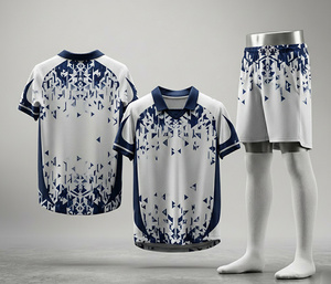 Uniformes de football en sublimation intégrale en gros pour clubs et équipes |   Tailles pour hommes, femmes et jeunes |   Vêtements de sport légers et à séchage rapide - Product Image 2