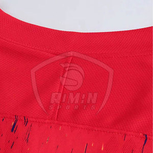 Nouvelle arrivée, prix bas, uniforme de football, best-seller, design personnalisé, vente chaude, 100% polyester, uniforme de football à prix bas - Product Image 4