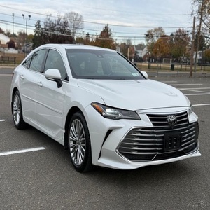 Toyota Avalon, Experiencia de Conducción Suave, Excelente Estado, Título Limpio, Sin Problemas Mecánicos, Sensación de Lujo, Vehículo Bien Mantenido - Product Image 2