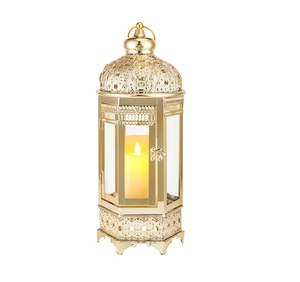 Elegante Linterna Decorativa Marroquí de Metal y Vidrio, Forma Cilíndrica, Hecha de Metal Resistente para Uso en Interiores y Exteriores - Product Image 3