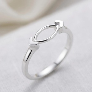 Anillo de Plata de Ley 925 Sólida con Engaste Marquise de 8x4mm, Diseño de Dos Chevron, Media Montura de Bisel Oeste-Oriente para Gemas Sueltas - Product Image 1