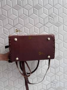 Bolso de Hombro Artesanal de Cuero Tallado a Mano Estilo Bohemio Gitano con Piedras Turquesa, Venta al por Mayor - Product Image 5