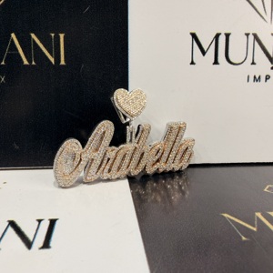 จี้เพชรโมอิสซาไนต์ VVS สุดหรู ชุบทองคำสีกุหลาบ สลักชื่อ Arabella ของขวัญสำหรับงานปาร์ตี้ เหมาะสำหรับสร้อยคอเพชรสุดหรู - Product Image 1