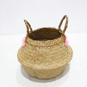 Cesta de Almacenamiento Circular de Hojas de Palma Naturales, Cesto de Ropa con Pompones Rosas, Ecológico, Multifuncional y Duradero - Product Image 3