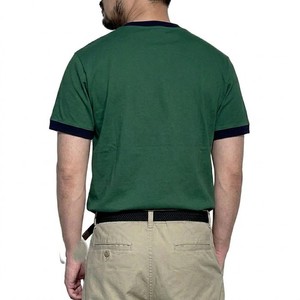 Camiseta de hombre verde oscuro con ribete en contraste, cuello redondo, manga corta, tela suave, cómoda, estilo minimalista de verano, ropa de calle. - Product Image 2