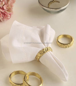 Rond de serviette en métal décoratif d'inspiration vintage, parfait pour les rassemblements de vacances ou les célébrations d'anniversaire. - Product Image 2