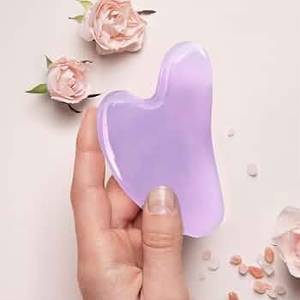 Planche de massage Gua Sha en résine écologique, faite à la main FAIZA CRAFT, forme personnalisée, outils de lifting du visage et de massage facial - Product Image 1