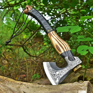 Hache viking artisanale de haute qualité en acier forgé de qualité industrielle avec manche en bois pour la survie et le camping - Product Image 1