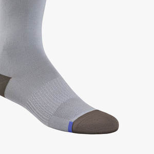 Chaussettes de sport pour hommes à prix abordable, haute qualité, avec logo personnalisé, chaussettes tubulaires épaisses à compression pour le cyclisme et le basketball, super élastiques - Product Image 6