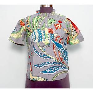 Blusa de Algodón 100% Lavable, Estampado Floral Vintage, Cuello Mandarín, Manga Media, Estilo Casual y Femenino - Product Image 1