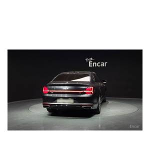 Kia K9 3.3 T-GDI AWD 2022 con Caja de Cambios Automática, Asientos de Cuero, Volante a la Izquierda - 58,356 km - Product Image 4