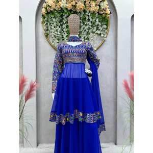 Conjunto de Top, Pantalón y Dupatta para Fiesta, Talla XL, con Bordado de Hilo y Lentejuelas para un Look Elegante - Product Image 1