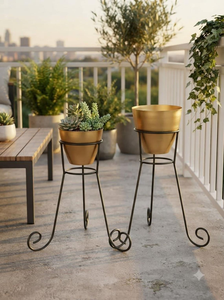 Jardinières modernes en métal doré avec supports en fil noir, lot de 2 pots de fleurs décoratifs pour salon, bureau, chambre - Product Image 6
