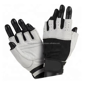 B2B Wholesale Gym Hand Grips Anti <b>Slip</b> <b>Half</b> Finger Weightlifting Gloves Custom Logo Manufacturer - Product Image 6