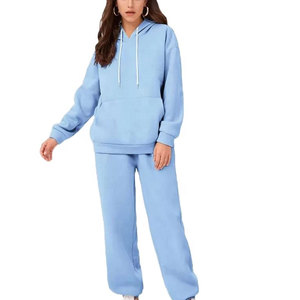 Ensemble de survêtement pour femme de qualité supérieure, confortable, respirant, élégant, pour l'entraînement et la course à pied, en gros - Product Image 1