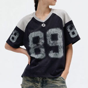 Maillot de football américain tendance pour femme, style vintage, imprimé chiffres, manches raglan, coupe décontractée, streetwear, personnalisable, commandes en gros OEM - Product Image 2