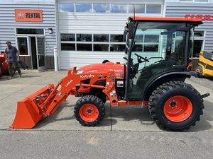 Tractor 2025 LX3520SUHSDC 210HP 4WD con Transmisión por Engranajes, Equipo Premium Listo para Exportación, Suministro a Granel para Trabajo Pesado, Texas - Product Image 3