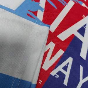 Maillot de football court personnalisé OEM/ODM, design sur mesure, imprimé par sublimation, respirant, séchage rapide, 100 % polyester, personnalisable - Product Image 4