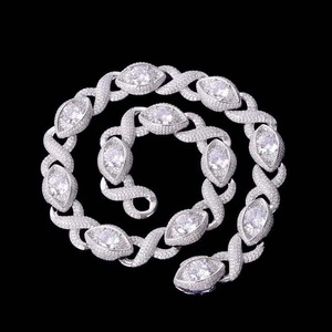 Collar de Cadena Cubana con Diamantes Más Vendido para Hombre, Joyería con Acabado Chapado en Oro y Diseño Elegante, Disponible a Precio de Mayoreo - Product Image 1