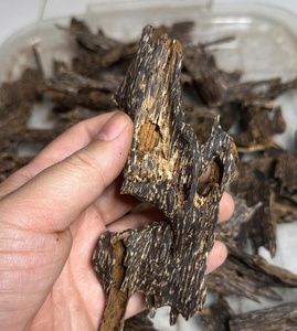 Copeaux d'agarwood naturel AZ Oud Vietnam (Aquilaria Crassna) - 100% pur, sans additifs, longue durée de combustion, haute teneur en résine, encens - Product Image 3