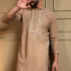 Ensemble Kurta Pyjama Traditionnel Brodé pour Homme en Soie Coupe Slim – Tenue de Fête Festive – Vêtements Sud-asiatiques en Gros - Product Image 1