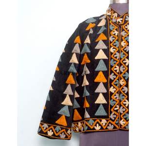 Chaqueta de Algodón Puro Bordada a Mano para Mujer, Otoño Invierno, con Cierre de Botones, Manga Larga, Talla Única - Product Image 3