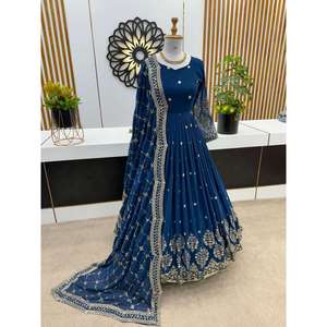 Elegante Vestido de Georgette con Bordado de Lentejuelas y Dupatta Azul - Product Image 1