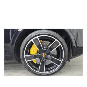 Porsche Cayenne 4.0 Turbo 2023, conduite à gauche, sièges en cuir, caméra arrière, 107 759 km - Product Image 5