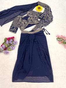 Blouse et dupatta brodés bleus, vêtements traditionnels indiens et pakistanais pour mariage et fête - Product Image 2
