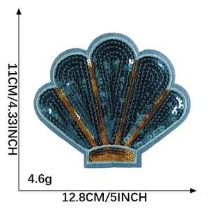 Breloques de sac brodées à la main avec perles de rocaille, breloques perlées artistiques et tendance pour sacs à main et sacs à dos - Product Image 4