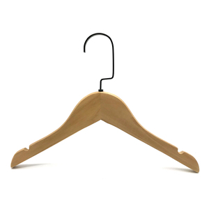 Perchas de Madera Clásicas de Alta Calidad y Duraderas, con Gancho Metálico y Logotipo Personalizado, para Abrigos, Trajes y Ropa Infantil - Product Image 2