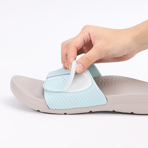 ATTA light green adjustable waterproof outdoor <b>slippers</b> <b>with</b> arch <b>support</b>, suitable for all seasons and outdoor casual wear. - Product Image 6