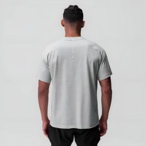 Camiseta Oversize Gris Claro para Hombre, Estilo Casual, Algodón, Streetwear, Corte Holgado, Manga Corta, Verano, Básica, con Logotipo Personalizado, Venta al Por Mayor - Product Image 3