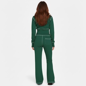 Conjunto Deportivo Personalizado de Poliéster para Mujer, Top Deportivo y Pantalones Joggers, Marca Privada, Fabricante de Ropa Deportiva al Por Mayor - Product Image 2