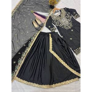 เสื้อปักลาย dhoti กระโปรง dupatta เครื่องประดับแนวชนเผ่ามีดีไซน์ - Product Image 1