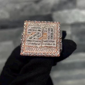 Anillo de Moissanita con Símbolo de Dólar Unisex, Plata de Ley Sólida Chapada en Oro Amarillo de 9.5ct, Joyería de Lujo Estilo Hip Hop, Diseño Audaz - Product Image 1