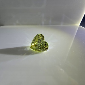 Diamant de laboratoire 1,7 carats, taille brillant cœur, vert jaunâtre intense fantaisie, VS1, certifié IGI, vente en gros, fabricant, usine - Product Image 2