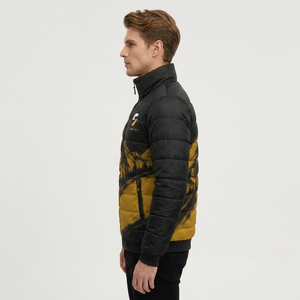 Chaqueta Acolchada Storm Fit para Hombre, Negra y Amarilla, Cuello Alto, Cierre de Cremallera, Resistente al Viento, Diseño Deportivo Estampado, Corte Regular - Product Image 6
