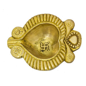 Handmade Brass Diya Small Ritual <b>Oil</b> <b>Lamp</b> Handcrafted Item Made in India - Product Image 1