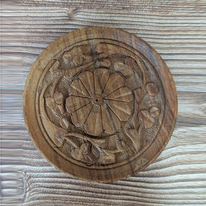 Ensemble de sous-verres ronds en bois sculpté à la main avec support, motif floral, sous-verres pour boissons, vaisselle décorative, artisanat unique - Product Image 5