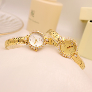 นาฬิกาข้อมือผู้หญิงดีไซน์วินเทจหรูหรา 18K IP Retro Gold ประดับเพชรเทียม กันน้ำ พร้อมกลไกควอตซ์ Seiko ตัวเรือนทองเหลือง กระจก - Product Image 4