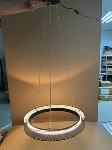 Lámpara Colgante Moderna Negra con Anillo, LED, Control Remoto, Base E26, Altura Ajustable, Lámpara de Metal para Comedor - Product Image 2