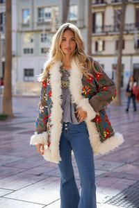 เสื้อแจ็คเก็ตผู้หญิงแขนยาวไซส์ใหญ่สำหรับฤดูร้อน แบบใหม่ ตกแต่งด้วยงานปักและพู่  ทรงเอวธรรมชาติ ซักได้ - Product Image 3