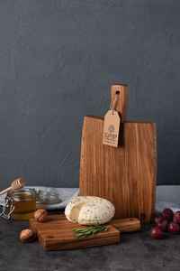 Planche à découper décorative en bois d'acacia robuste, idéale pour couper le fromage, la viande, le pain et pour un usage quotidien. - Product Image 3