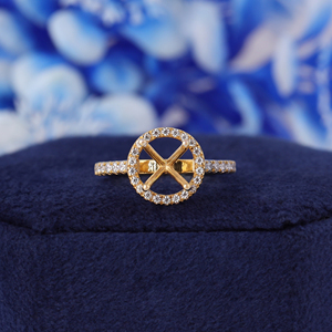 แหวนหมั้นเพชรทรงเหลี่ยมประดับเพชรแบบพาเว่สำหรับผู้หญิง ทองคำแท้ 14K สีเหลือง ดีไซน์หรูหรา เหมาะสำหรับงานแต่งงานและวันครบรอบ - Product Image 1