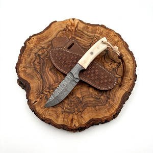 Couteau de chasse artisanal JEXMOO ENTERPRISES en acier Damas, à lame droite, pointe tombante, 9 pouces, manche en bois - Product Image 4