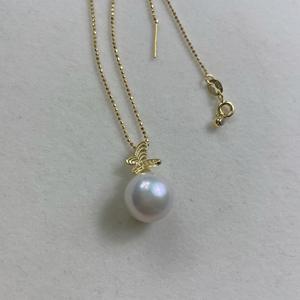 Luxury Fashion 10-13mm Freshwater Edison Pearl Necklace with Strong <b>Mirror</b> Light Butterfly Round Pendant <b>on</b> Particle <b>Chain</b> - Product Image 4